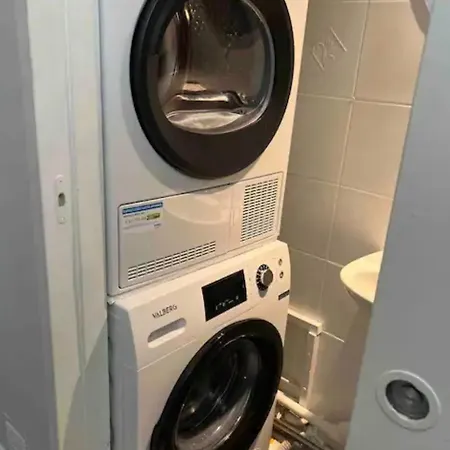 Apartment Pour Deux Face A La Tour Eiffel *
