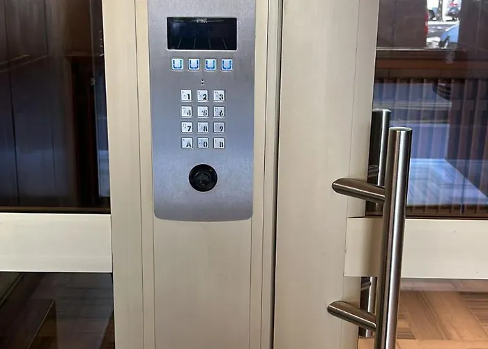 Apartment Pour Deux Face A La Tour Eiffel Paris